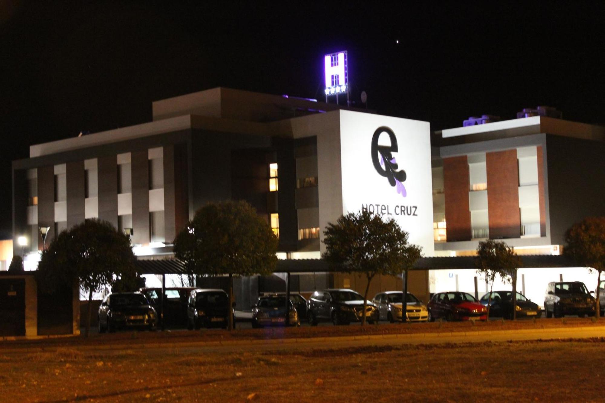 Escuderos Hotel Cruz Argamasilla de Calatrava Extérieur photo