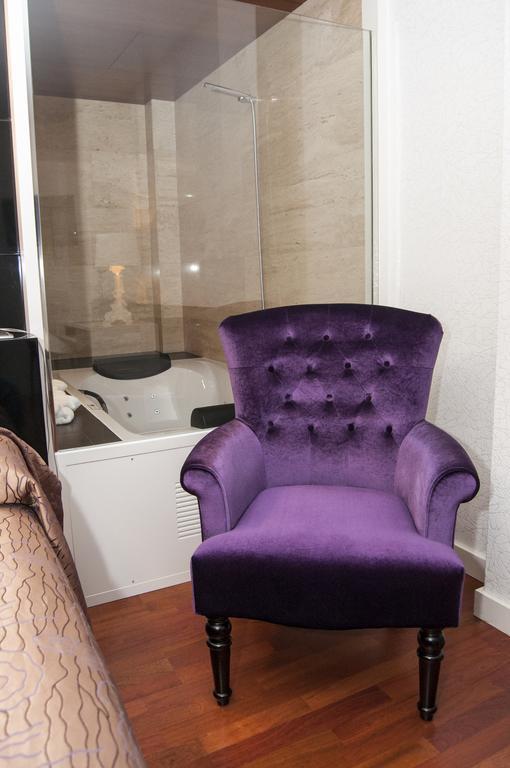 Escuderos Hotel Cruz Argamasilla de Calatrava Extérieur photo